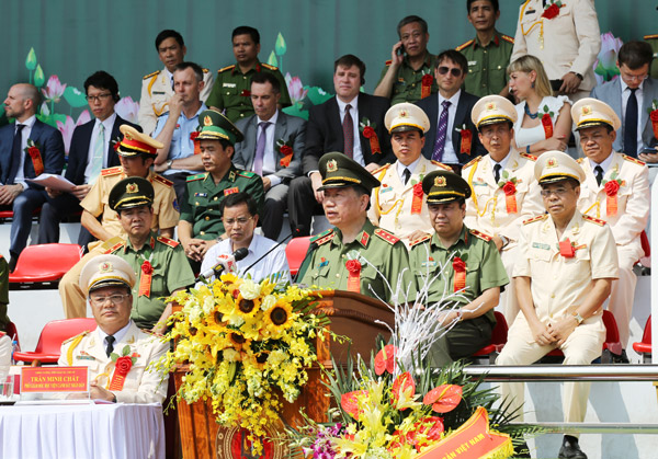 Lieutenant General To Lam, Minister of Ministry of Public Security spoke at the ceremony.